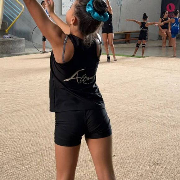 WhatsApp Image 2026-09-15 at 11.12.17 PM Gimnasia Rítmica — Club Altamir